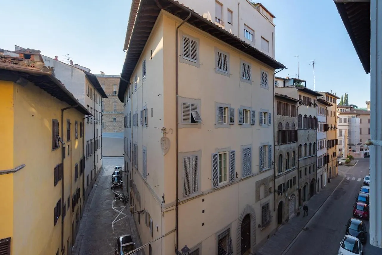 Pure Luxury In Oltrarno Florence Appartement