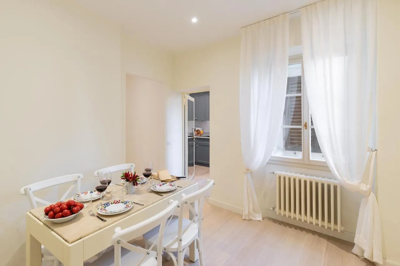 Pure Luxury In Oltrarno Florencie