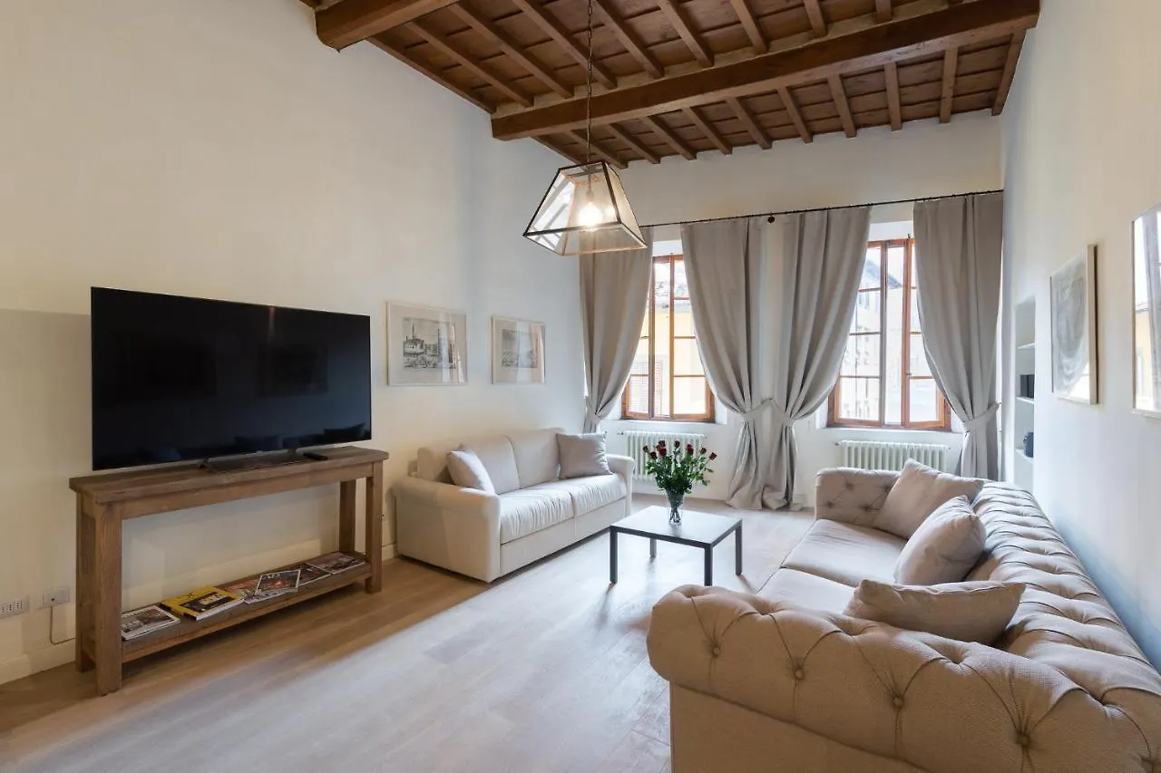 Apartment Pure Luxury In Oltrarno Florence